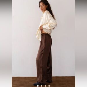 DONNI. Silk Simple Pant in espresso